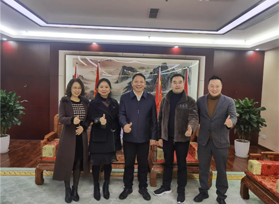 博眾研究院校友聯盟走進四川君羊建設集團