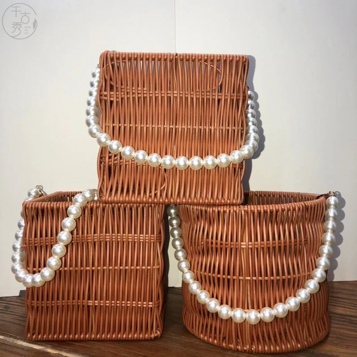高品格仿藤珍珠鏈花籃